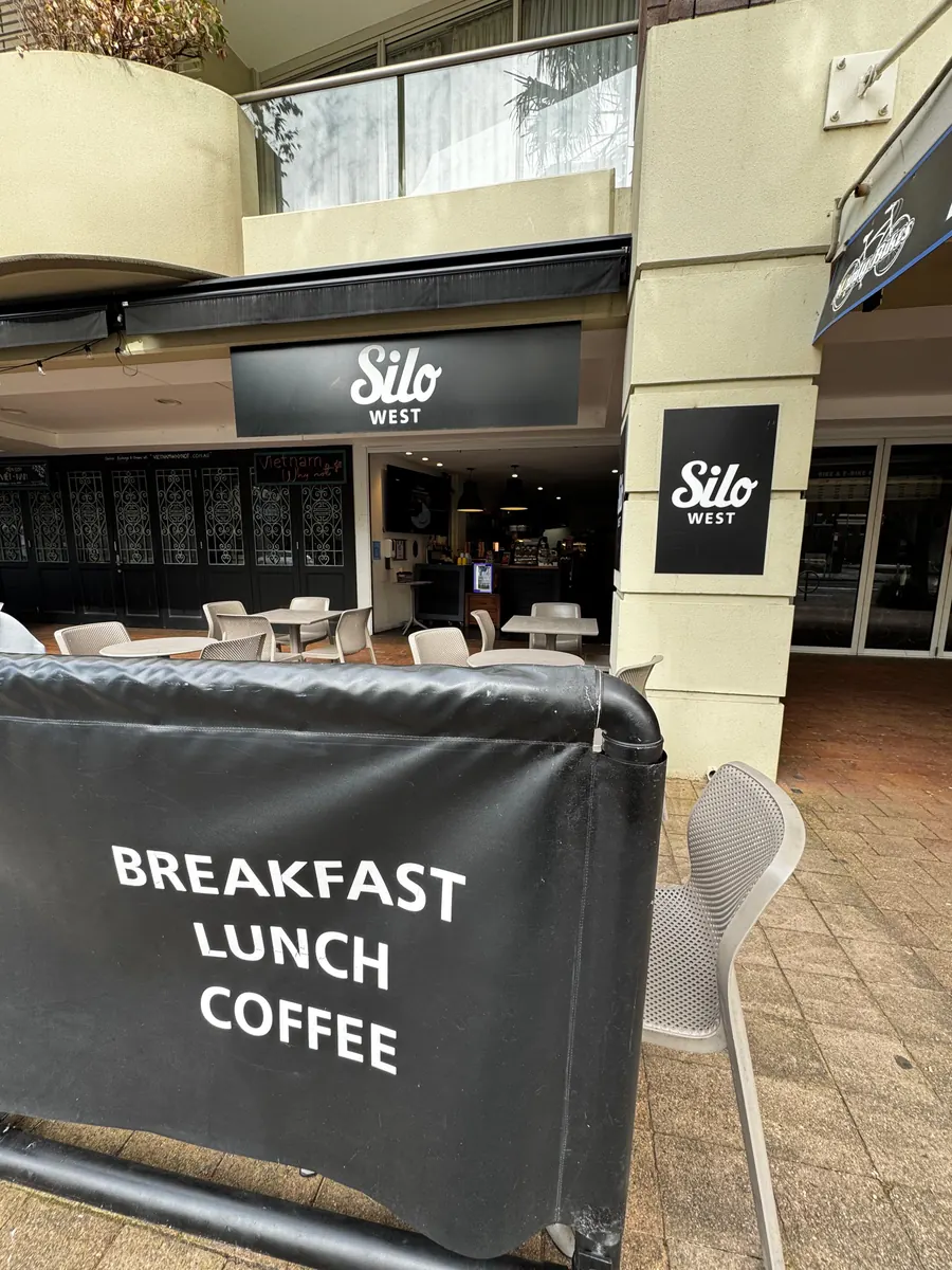 The Silo West awning and the Breakfast, Lunch, Coffee banner
